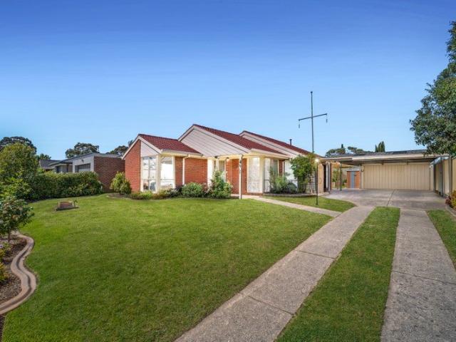 House for sale in Cranbourne North, Melbourne