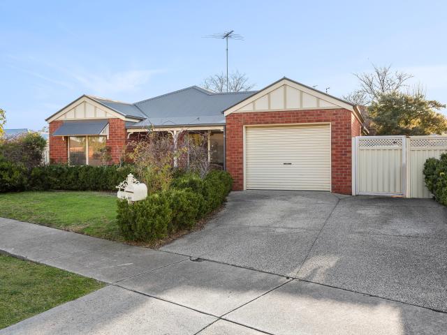 House for sale in Lovely Banks