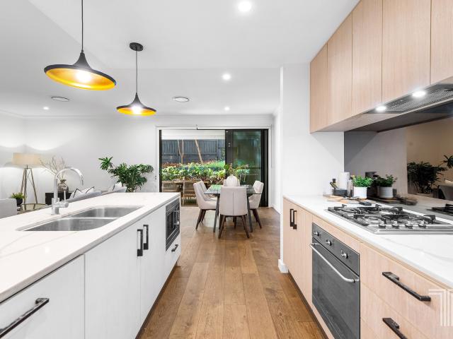 Townhouse for sale in Carindale, Greater Brisbane