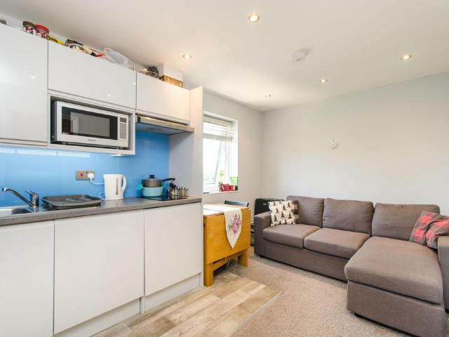 Apartment for rent in London Borough of Ealing, Greater London