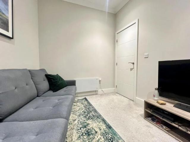 Apartment for rent in Lakenham, East Bank