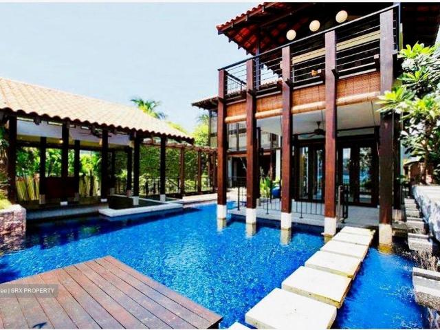 Detached House for sale