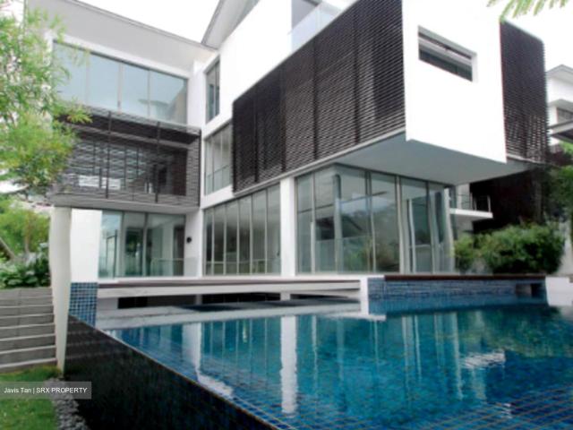 Detached House for sale