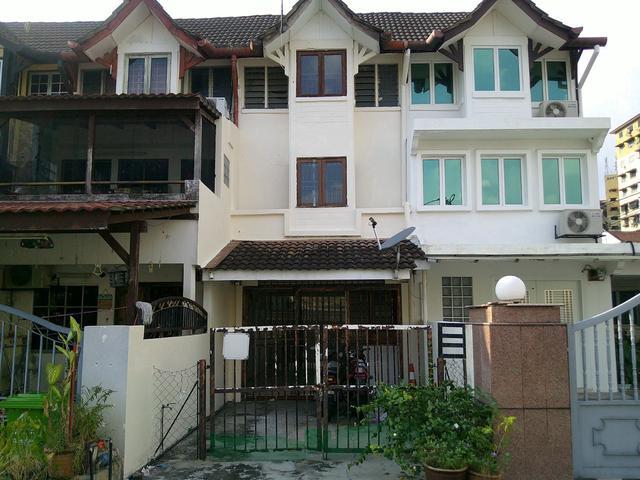 Terraced House for sale in Country Heights Damansara, Kuala Lumpur