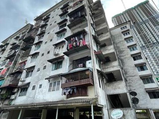 Apartment for sale in Country Heights Damansara, Kuala Lumpur