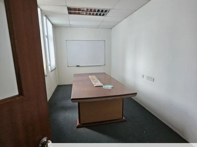 Shop for rent in Kampung Chubadak Hilir, Kuala Lumpur