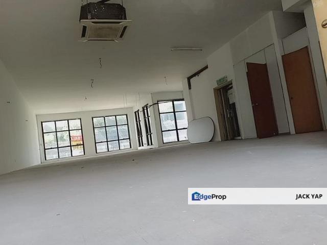 Shop for rent in Kampung Chubadak Hilir, Kuala Lumpur