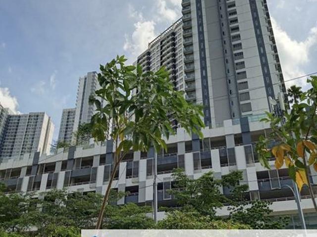 Shop for rent in Kuala Lumpur, Country Heights Damansara