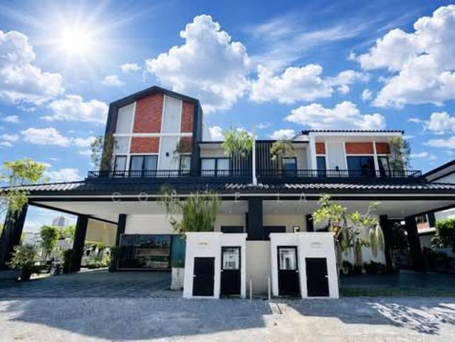 Residential House for sale in Tanjong Sepat, Selangor