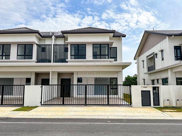 Terraced House for sale in Tanjong Sepat, Selangor