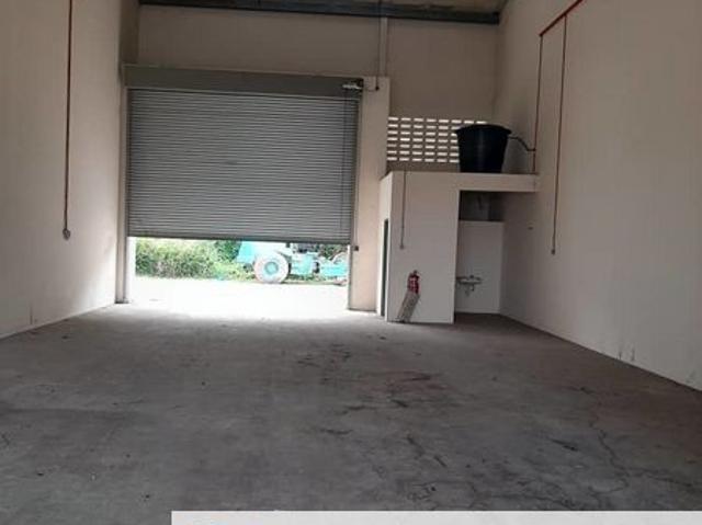 Warehouse for rent in Tanjong Sepat, Selangor