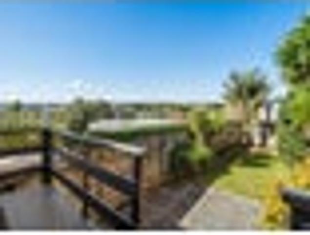 Townhouse for sale in One Tree Hill, Oroua County