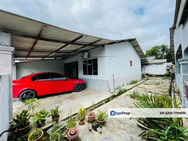 House for sale in Pekan, Pahang