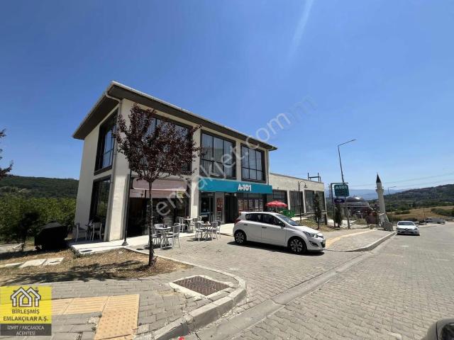 İzmit, Kocaeli içerisinde kiralık mülk