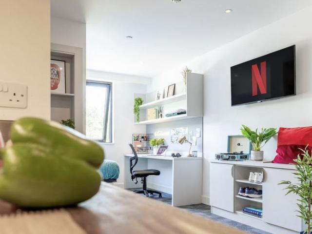 Apartment for rent in Salford Quays, Salford