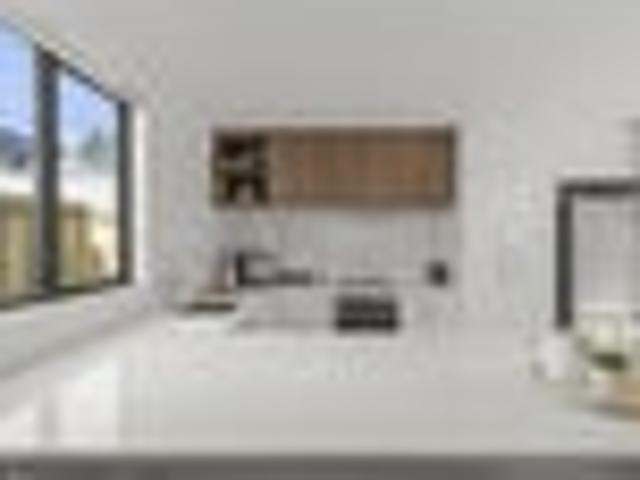 Townhouse for sale in Chaslands, Canterbury