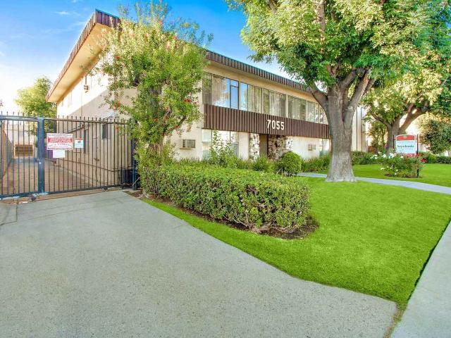 Apartment for rent in Van Nuys Neighborhood Council District, Canoga Park