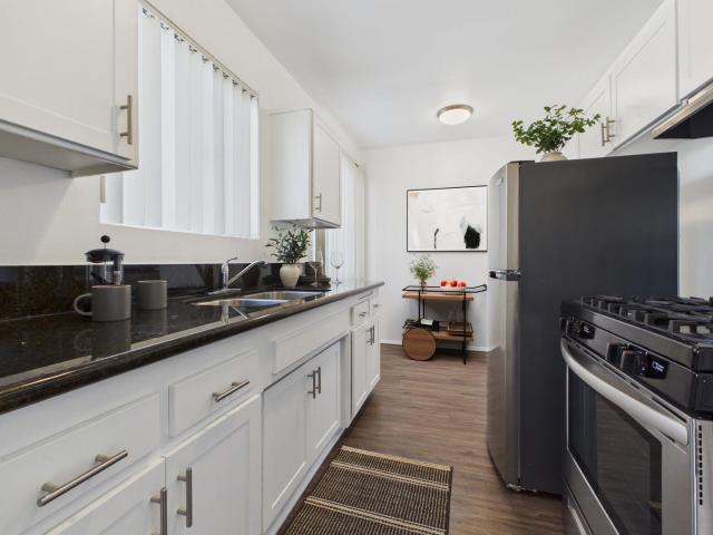 Apartment for rent in Van Nuys Neighborhood Council District, Canoga Park