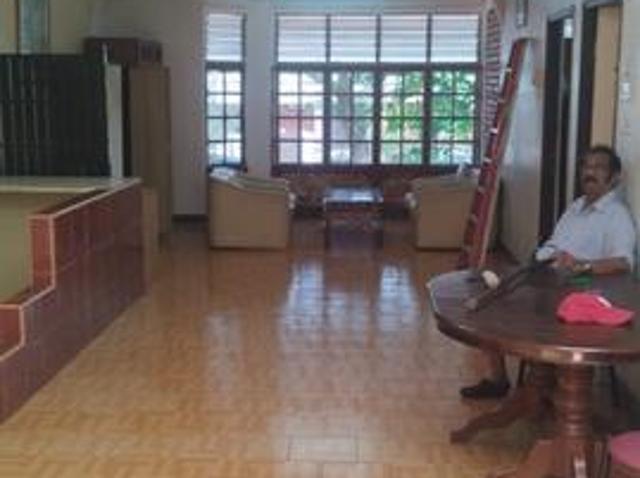 Townhouse for rent in Country Heights Damansara, Kuala Lumpur