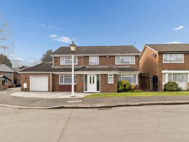 House for rent in London Borough of Harrow, Greater London
