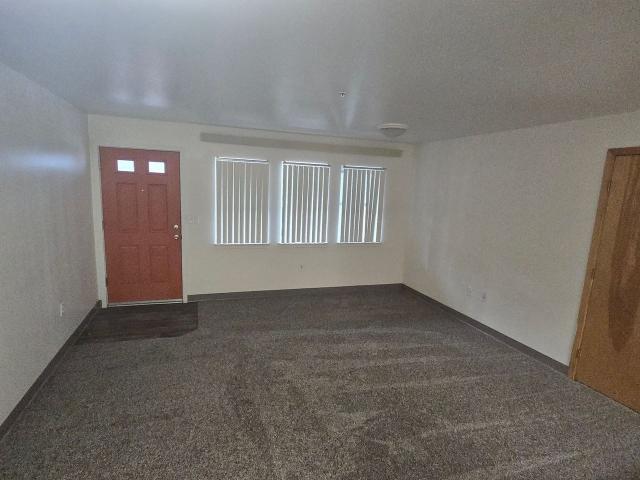 Apartment for rent in Glenfair, Portland