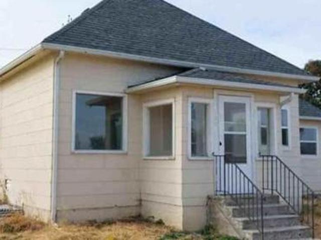 House for sale in Creston