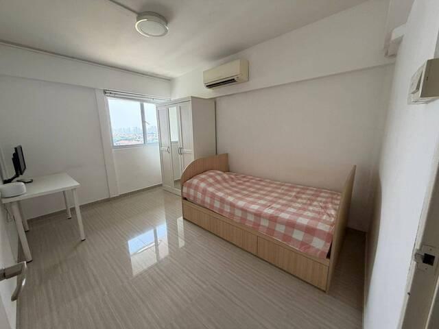 Room for rent