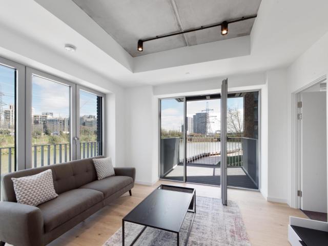 Apartment for rent in Goodluck Hope, Greater London