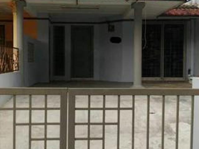 Terraced House for sale in Seri Kembangan, Selangor