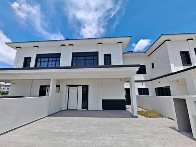 Terraced House for sale in Seri Kembangan, Majlis Bandaraya Subang Jaya