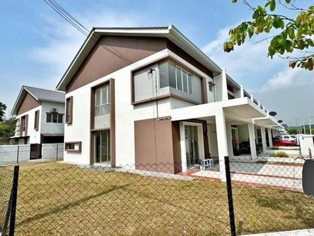 Terraced House for sale in Seri Kembangan, Majlis Bandaraya Subang Jaya
