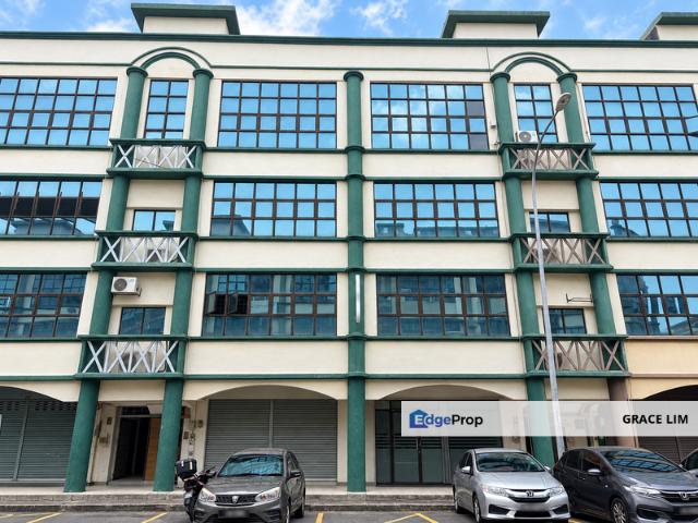 Shop for rent in Petaling, Subang Jaya