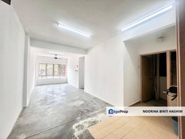 Condominium for sale in Petaling, Subang Jaya