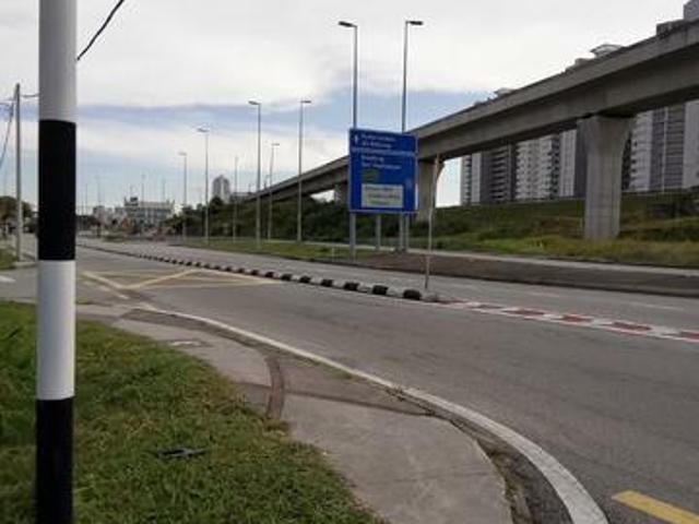 Flat for sale in Seri Kembangan, Majlis Bandaraya Subang Jaya