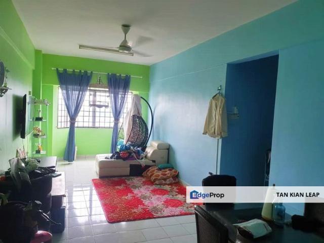 Flat for sale in Petaling, Subang Jaya