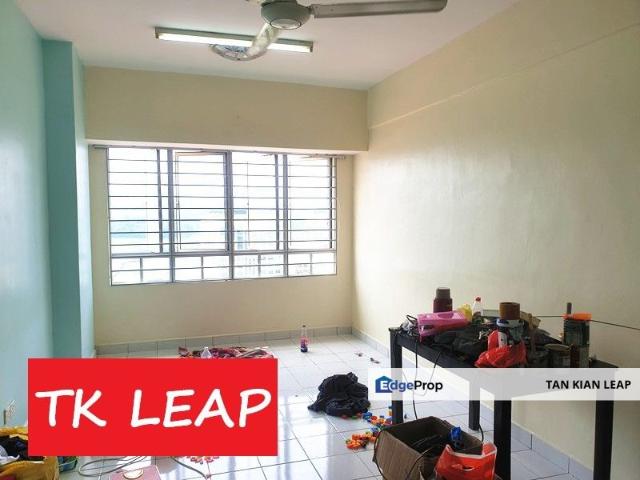 Flat for sale in Petaling, Subang Jaya