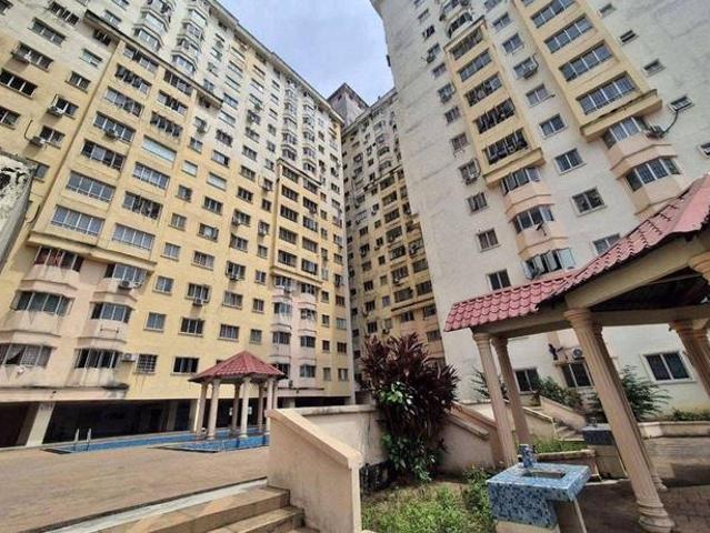 Serviced Residence for sale in Petaling, Subang Jaya