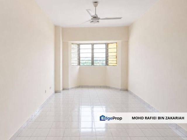 Condominium for sale in Petaling, Subang Jaya