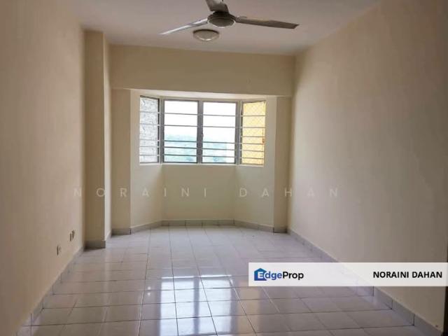Condominium for sale in Petaling, Subang Jaya