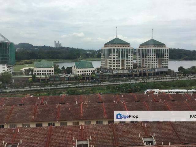 Condominium for sale in Petaling, Subang Jaya