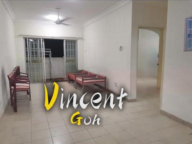 Apartment for sale in Seri Kembangan, Majlis Bandaraya Subang Jaya
