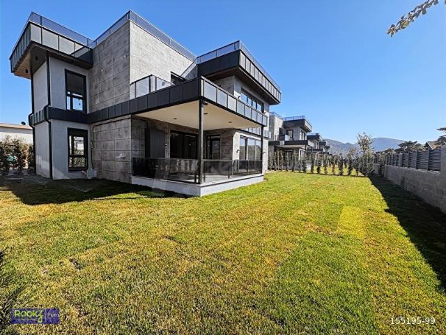 Serdivan, Sakarya içerisinde satılık Villa