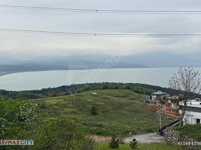 Esentepe Mahallesi, Serdivan içerisinde satılık Arsa