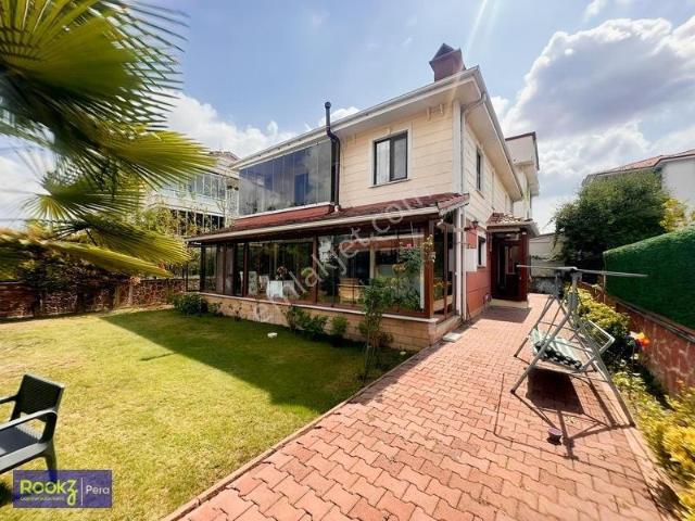Serdivan, Sakarya içerisinde satılık Villa