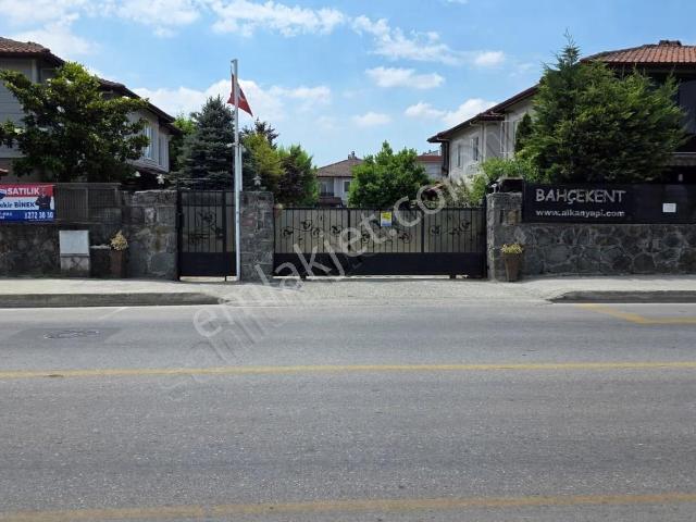 Serdivan, Sakarya içerisinde satılık Villa