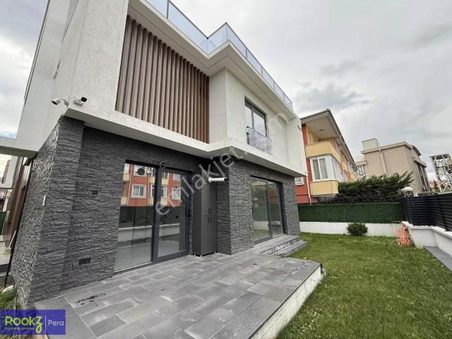 Serdivan, Sakarya içerisinde satılık Villa