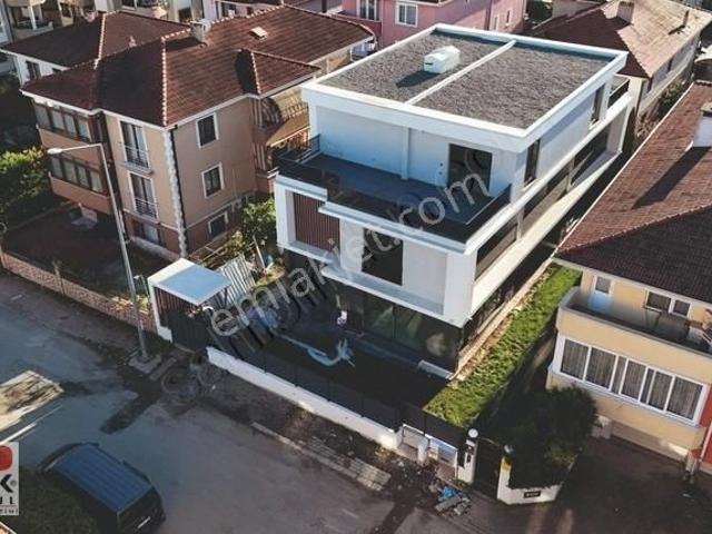Serdivan içerisinde satılık Villa Serdivan içerisinde satılık Villa
