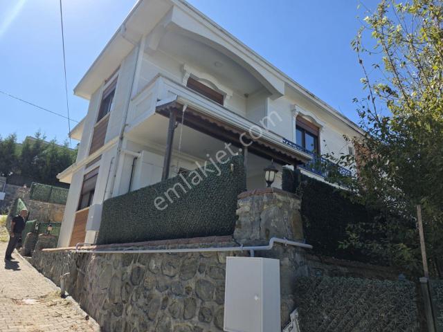 Serdivan, Sakarya içerisinde satılık Villa