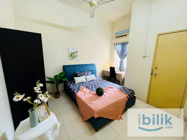 Room for rent in Sendayan Village, Negeri Sembilan