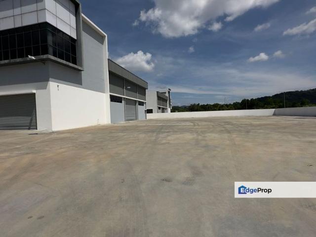 Warehouse for sale in Sendayan Village, Negeri Sembilan